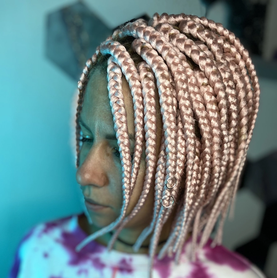 Афрокосы с канекалоном — студия Карины Яницкой, плетение в Алматы