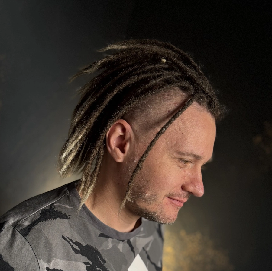 Натуральные дреды из собственных волос — студия Карины Яницкой, Алматы