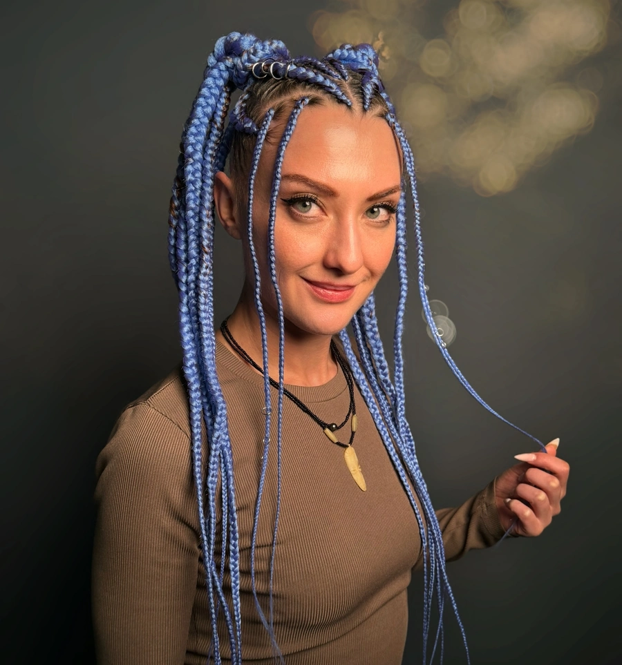 Анастасия — мастер по брейдам в студии Карины Яницкой, Алматы